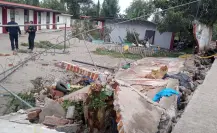 Cae barda de kínder en Tláhuac por fuga de agua; no hay heridos