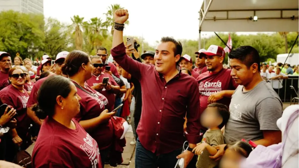 Manuel Guerra presente en la llegada de Claudia Sheinbaum a Nuevo León