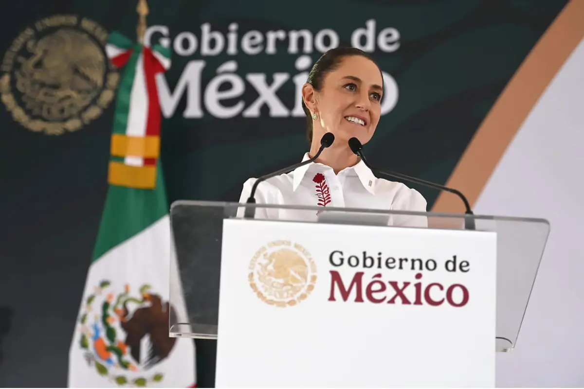 A partir de las 8:10 de la mañana comenzaron a ingresar los primeros asistentes al Auditorio del Parque Las Maravillas, donde se lleva a cabo la réplica de su Primer Informe de Gobierno./Foto: Foto: FB Claudia Sheinbaum Pardo