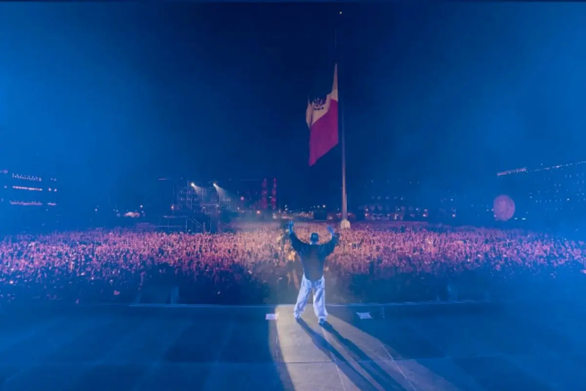 Residente en el Zócalo capitalino. Foto: IG (@residente)