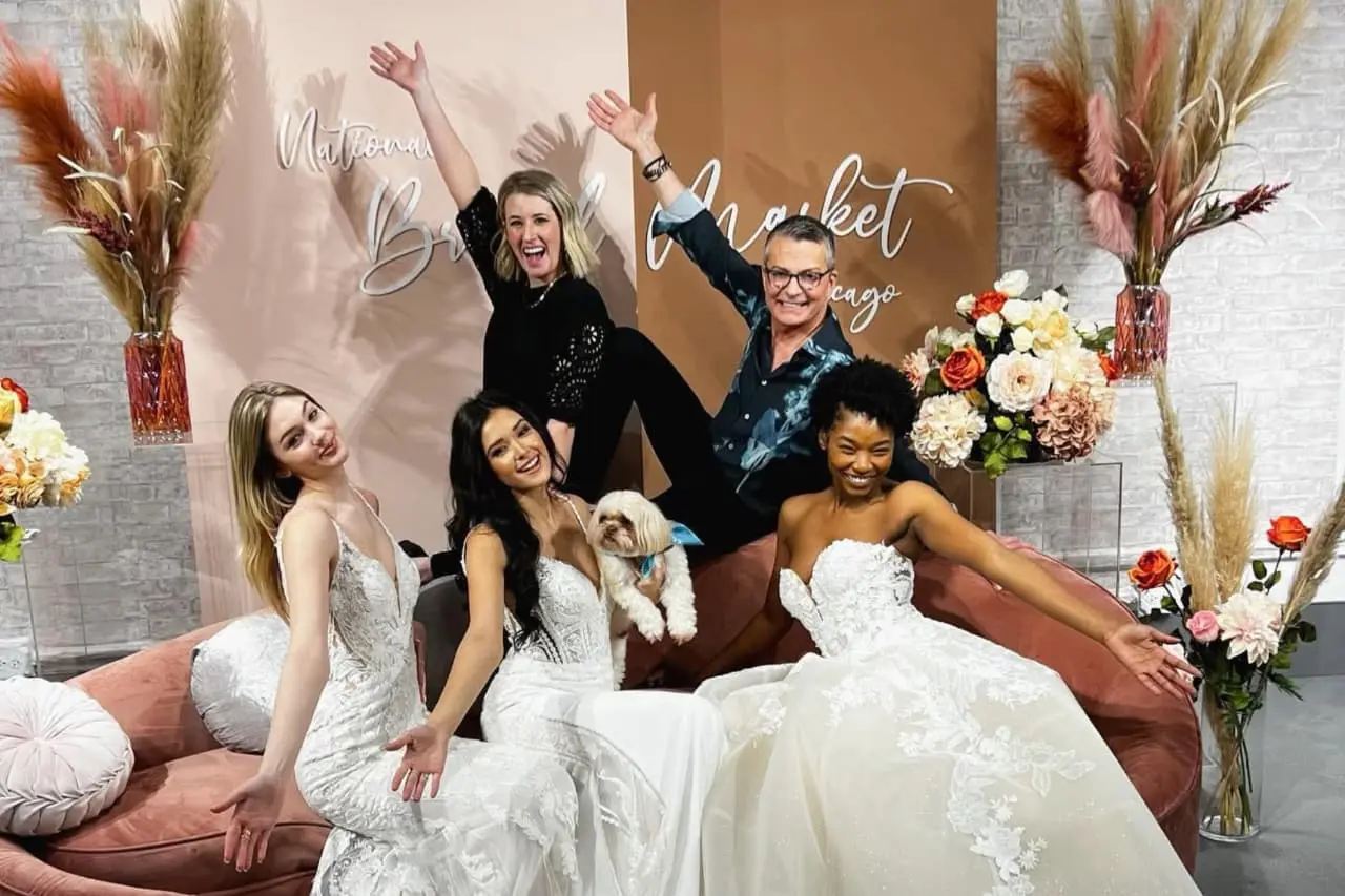 Conoce la llegada de Randy Fenoli a México y su colección de Vestidos de Novia. ¡Descubre más aquí!