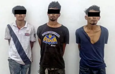 Detienen a tres hombres tras pelear por repartición de objetos robados en Escobedo