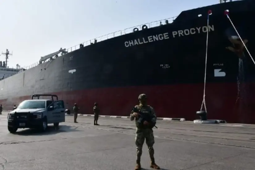 Buque decomisado con huachicol el pasado mes de marzo en el puerto de Tampico | Foto: SEMAR