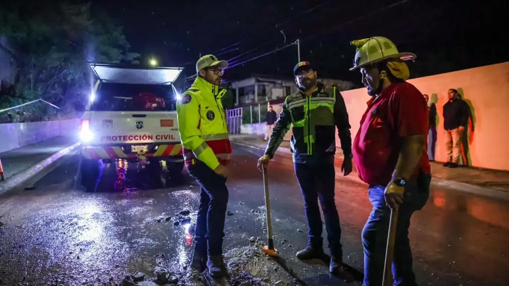 David de la Peña atiende afectaciones por lluvias en Santiago