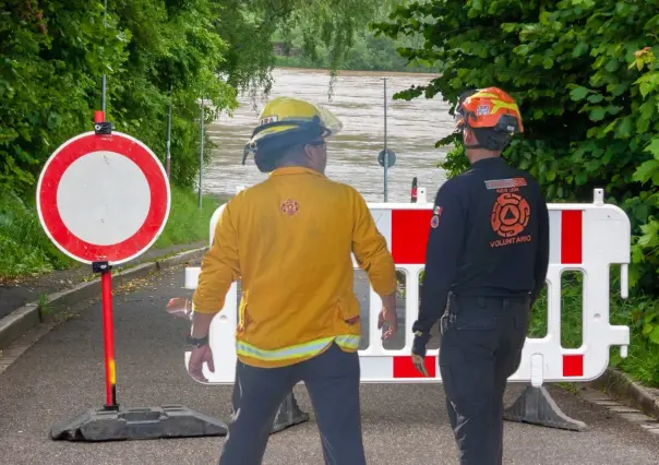 Siguen los cierres en retornos a desnivel de la Carretera Nacional tras lluvias