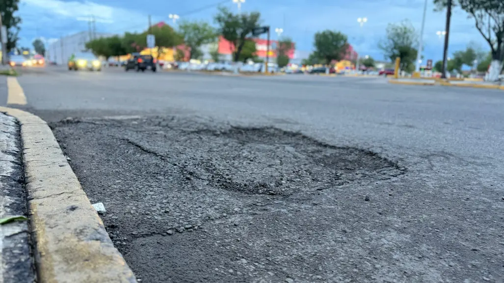 Lluvias en Durango abrieron los baches recién tapados