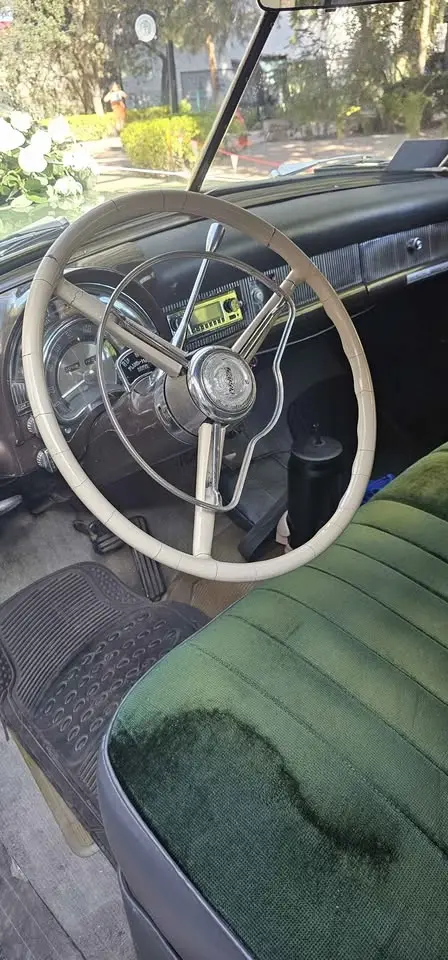 El increíble auto de hace 75 años que venden en Durango por Marketplace