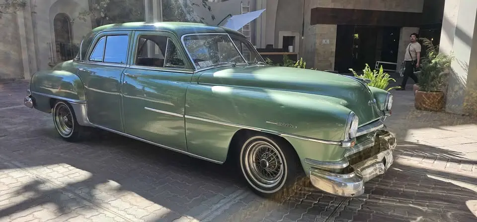 El increíble auto de hace 75 años que venden en Durango por Marketplace
