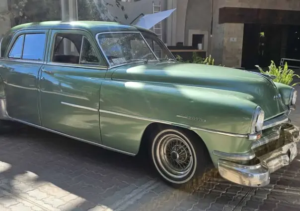 El increíble auto de hace 75 años que venden en Durango por Marketplace