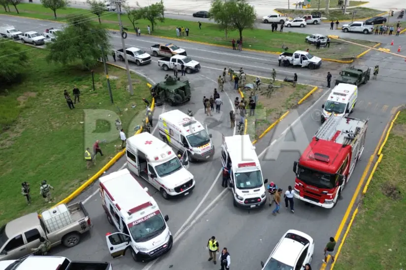 Fuerte movilización ocasionó el accidente de una unidad de la Sedena en Ciudad Victoria. Foto: Carlos García