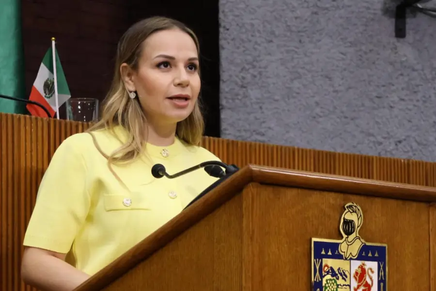 Aile Tamez propone crear Consejo de Transporte de Carga en Nuevo León