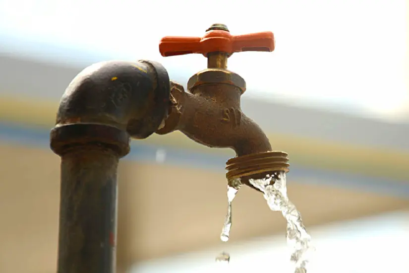 El servicio de agua potable se mantendrá suspendido al menos hasta el martes 9 de septiembre. Foto: Carlos García