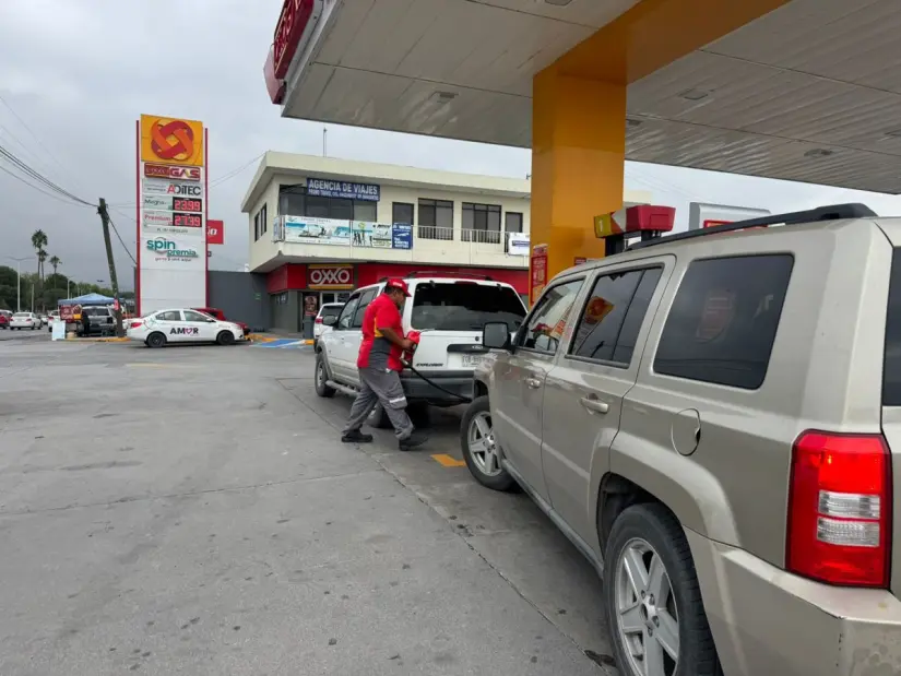 Poco más de 30 estaciones cuentan con desabasto de gasolina / Foto: Marco Juárez 