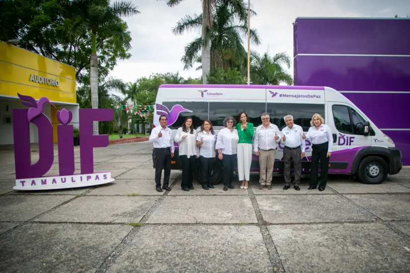 DIF Tamaulipas entregó al municipio de Tula una unidad de transporte adaptado. Foto: Daniel Espinoza