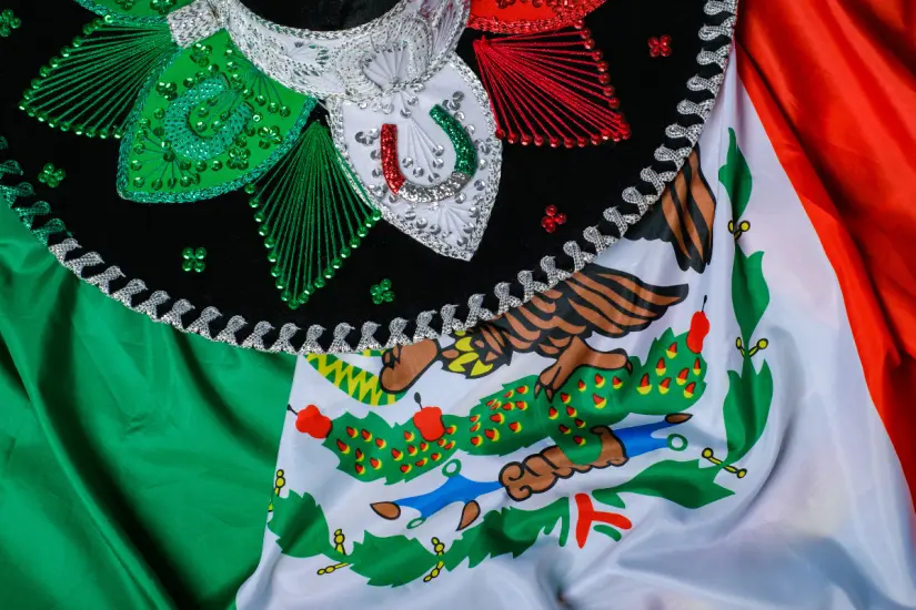 El 15 de septiembre no solo es Grito de Independencia también es el momento en que una canción mexicana une generaciones. Foto: Canva