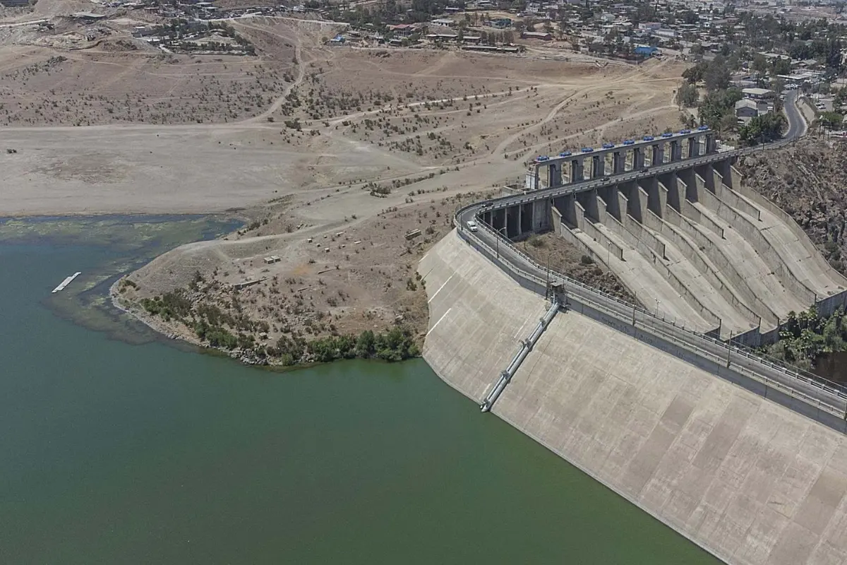 La cuenta regresiva para que México cumpla con el pago de agua a Estados Unidos bajo el Tratado Internacional de 1944 ya comenzó a sentirse en los embalses de Tamaulipas. Foto: CONAGUA
