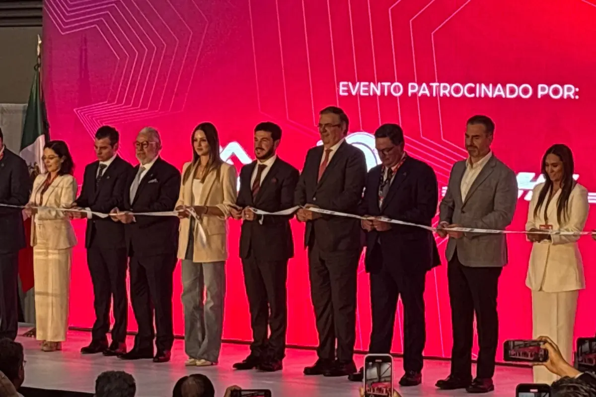 El gobernador hizo un reconocimiento a las pymes, las cuales dijo, son la parte esencial de la economía neoleonesa/Foto: Vianney Carrera
