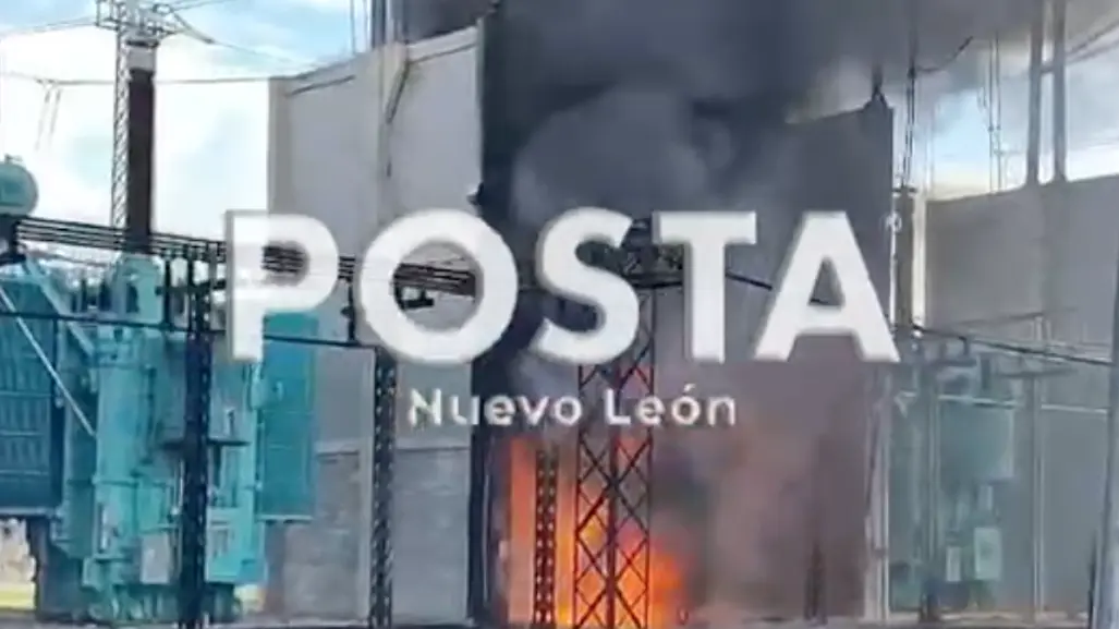 Protección Civil de Nuevo León combate incendio en subestación eléctrica de El Carmen