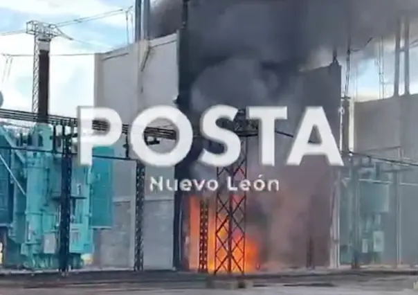 Protección Civil de Nuevo León combate incendio en subestación eléctrica de El Carmen