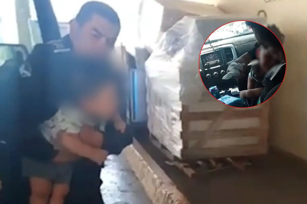 Elementos realizaban su recorrido de prevención y vigilancia cuando se percataron de una madre que pedía ayuda Foto: Policiía de Monterrey