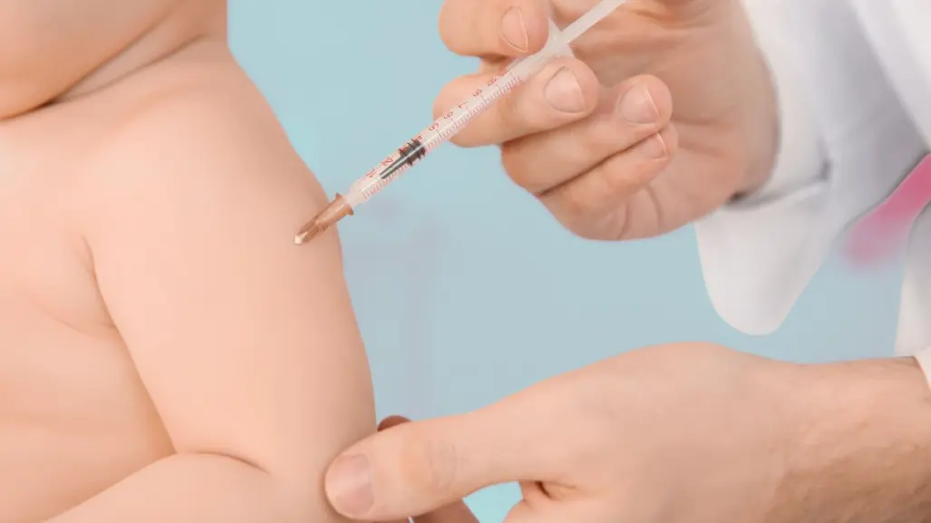 Vacuna de BCG para bebés llegará en octubre a Nuevo León, informa Salud