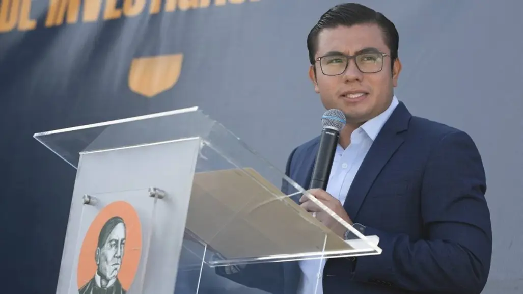 Félix Arratia invita al Grito de Independencia en Juárez con Leandro Ríos y gran cartel artístico