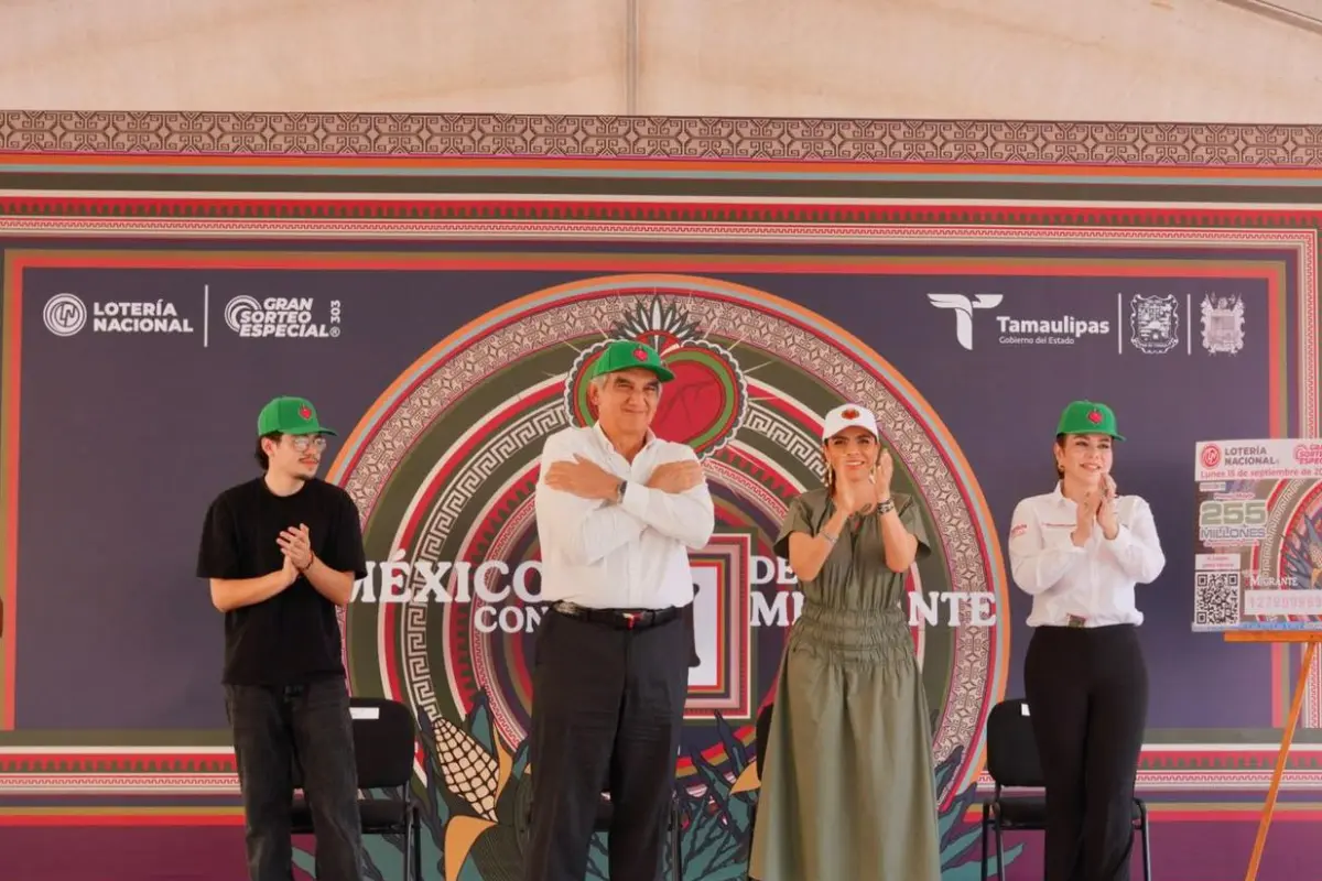 La Lotería Nacional presentó en Nuevo Laredo el Gran Sorteo Especial No. 303 “México con M de Migrante”, un homenaje a las y los mexicanos residentes en el extranjero. Foto: Lotería Nacional