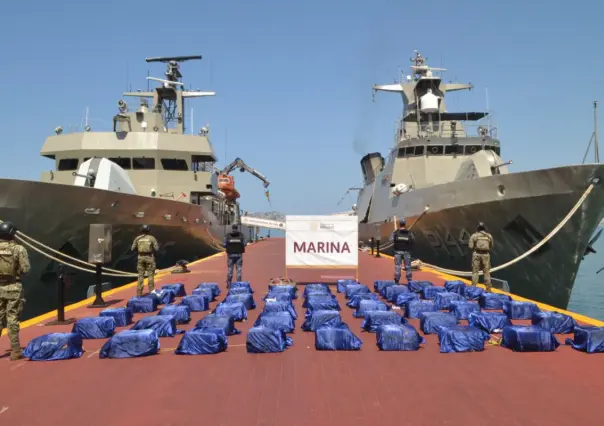 Marina asegura 1.6 toneladas de cocaína frente a costas de Guerrero
