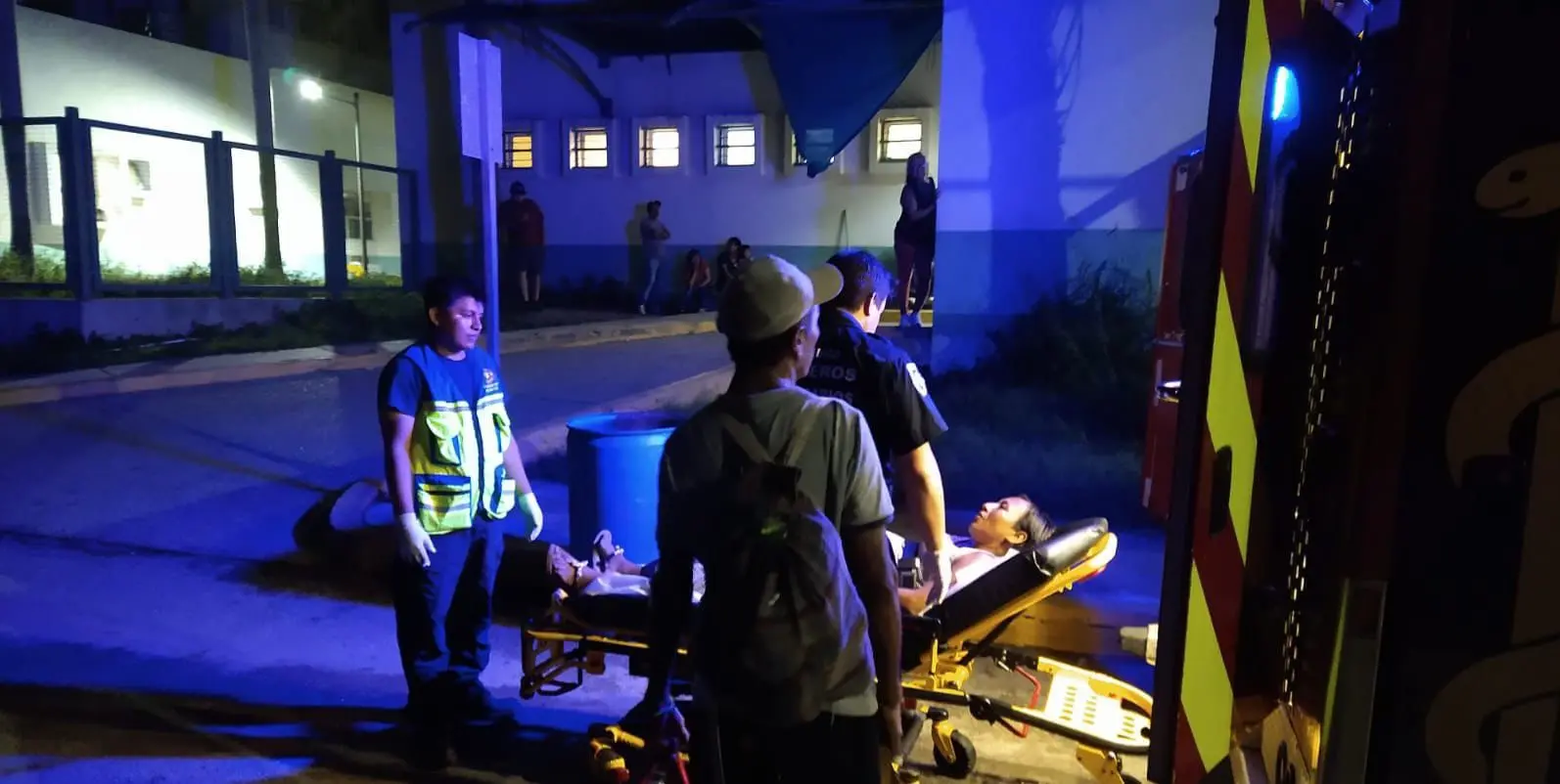 Mujer casi da a luz en la calle tras no recibir atención en hospital de Altamira; fue salvada por voluntarios