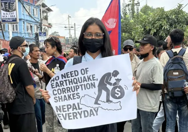 VIDEO l Manifestantes de Nepal limpian las calles tras protestas masivas