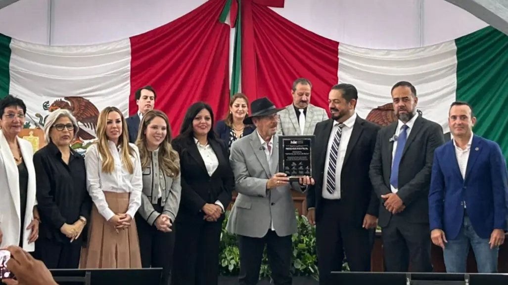 Congreso de Nuevo León entrega reconocimiento al Programa Reportajes de Alvarado