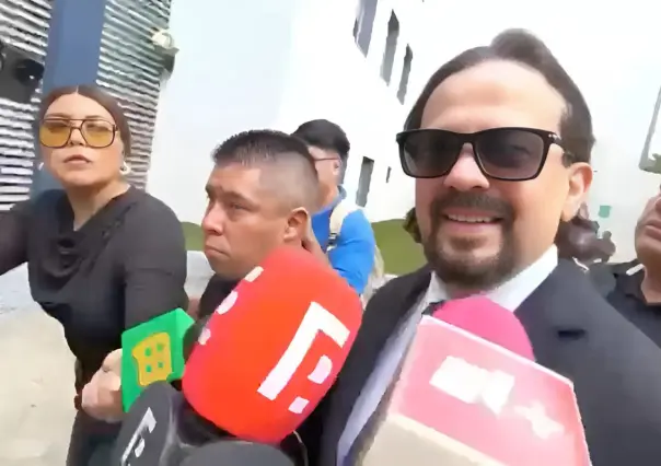 Cruz Martinez llega a la tercera audiencia contra Alicia Villarreal