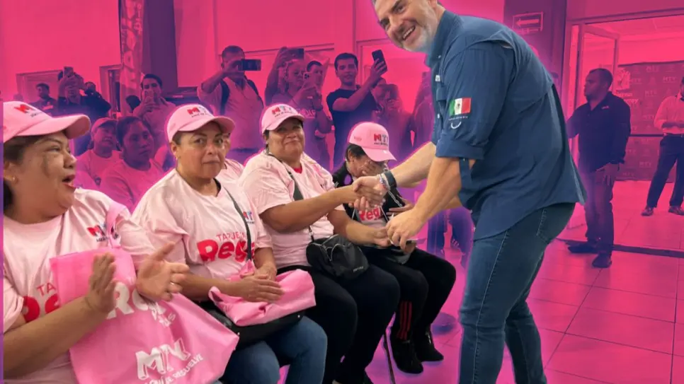 Arranca entrega de la Tarjeta Regia Plus: apoyo económico y microcréditos sin intereses para mujeres en Monterrey
