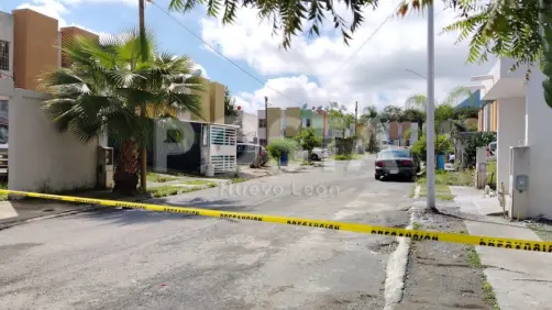 Ejecutan a hombre dentro de un vehículo en Juárez