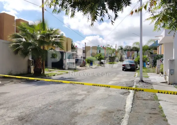 Ejecutan a hombre dentro de un vehículo en Juárez