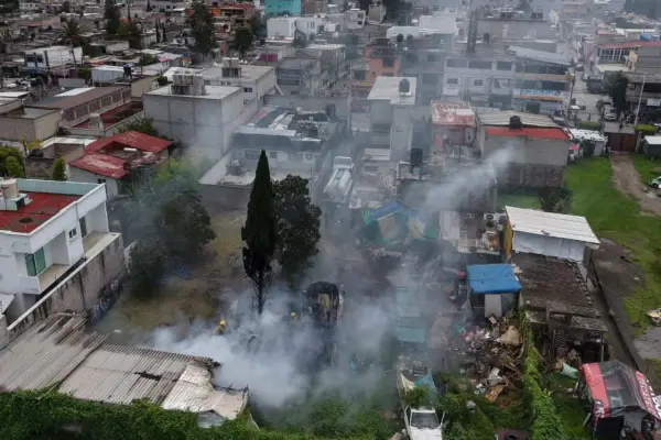 FOTOS | Explosión en Tultepec por presunta pirotecnia almacenada deja fuerte movilización