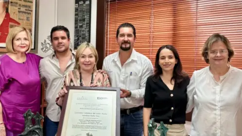 Gorditas Doña Tota recibe premio al mérito restaurantero nacional
