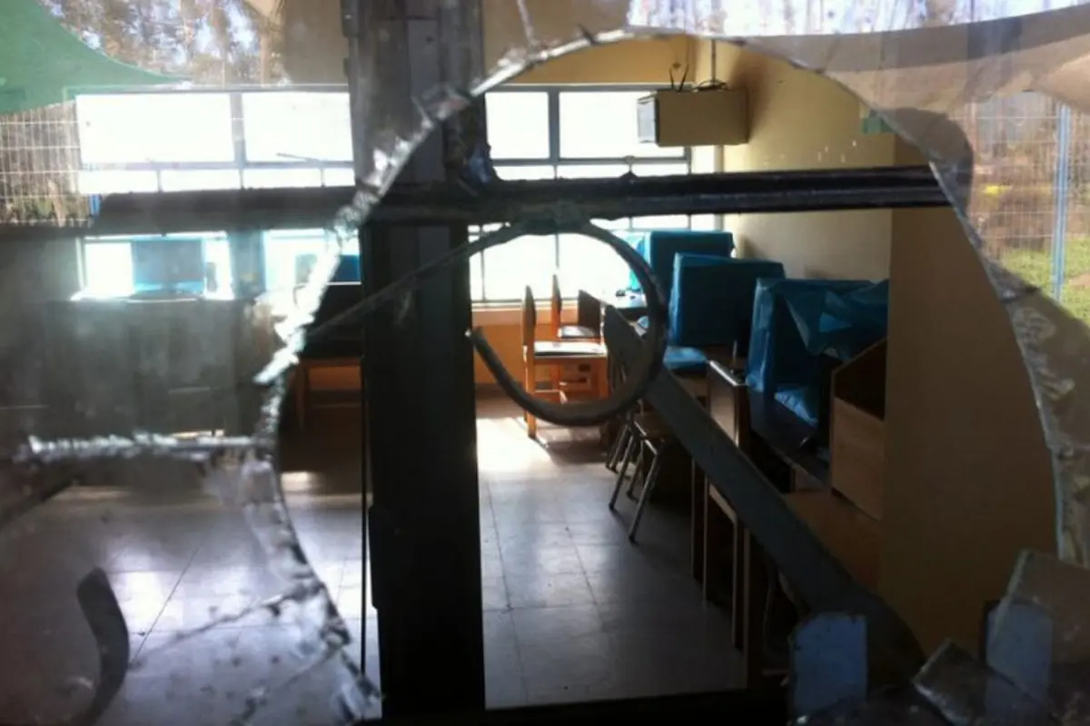 Las y los estudiantes de Tamaulipas contarán con un nuevo respaldo legal frente a los delitos que afectan sus espacios de aprendizaje. Foto: SET