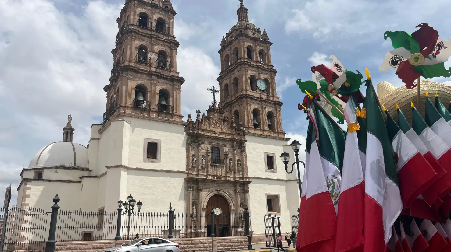 Durango se prepara para los festejos patrios. Foto: Jesús Carrillo.