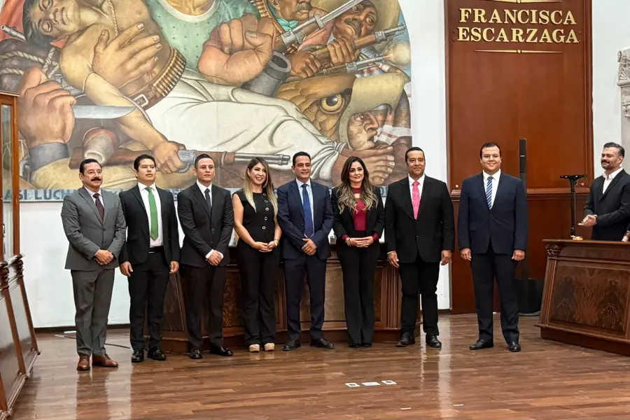 Rinden protesta más directores del Gobierno de Toño Ochoa; estos son los nombres