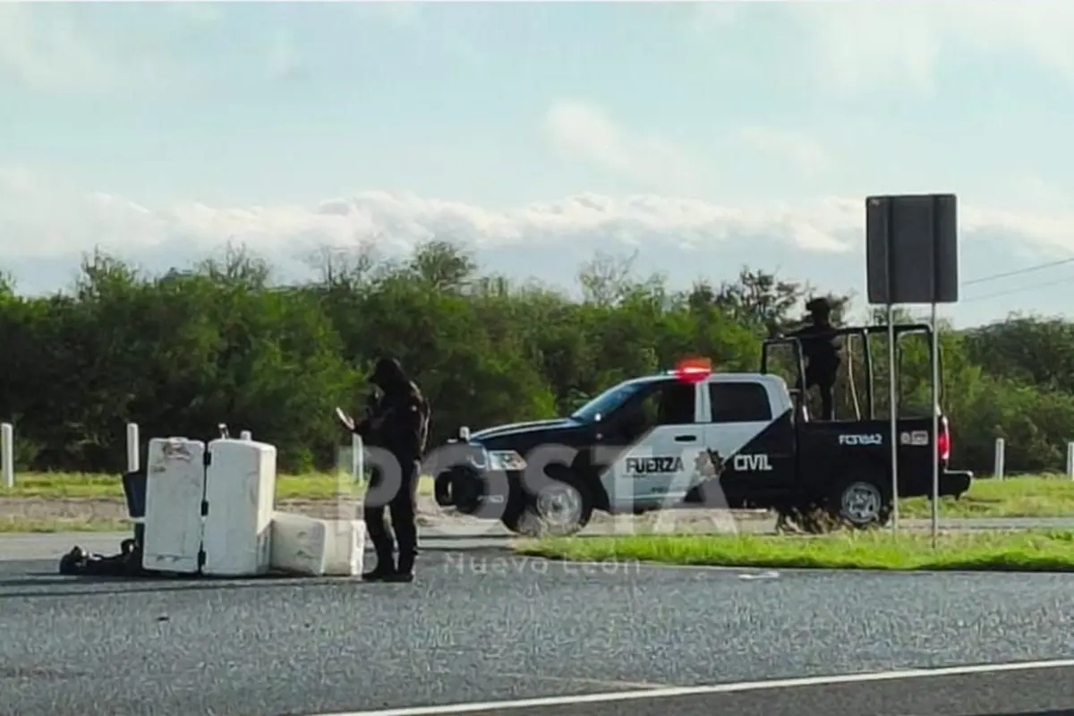Elementos de Fuerza Civil resguarda la zona Foto: POSTAMX