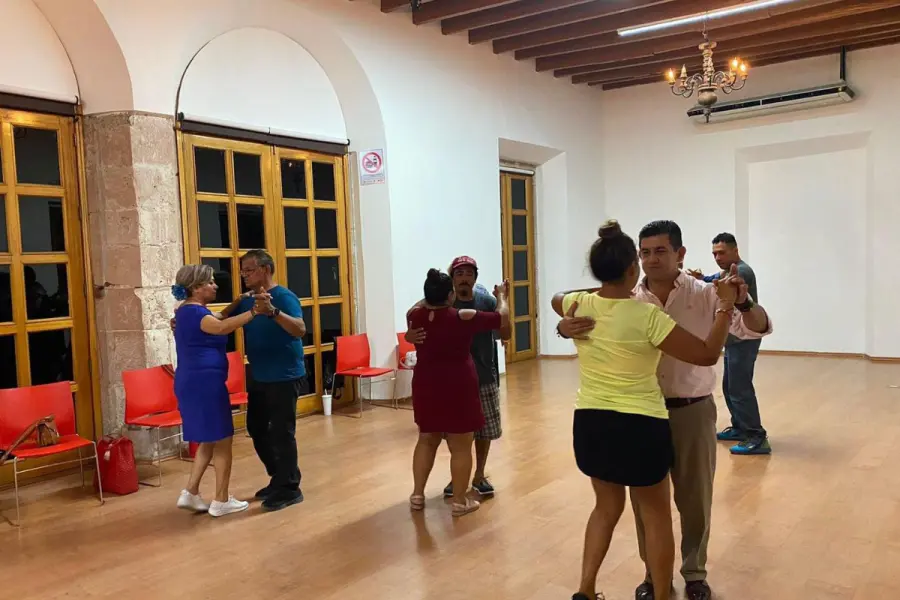 Baile latino en BCS: clases gratuitas en el Centro Cultural La Paz