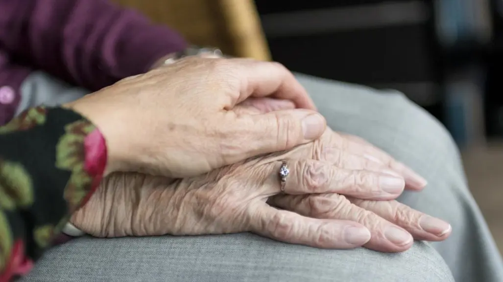 Hijos despojan a su madre de 85 años en Ecatepec; abuelita pide apoyo a autoridades de Edomex y CDMX