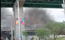 VIDEO | Incendio bajo puente de la GAM moviliza a servicios de emergencia; no se reportan heridos