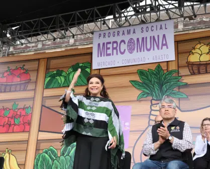 Clara Brugada realiza entrega de Vales Mercomuna a los más necesitados y así puedes obtenerlos