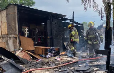 Pierde albañil su hogar tras incendio en Saltillo, se quedó sin nada