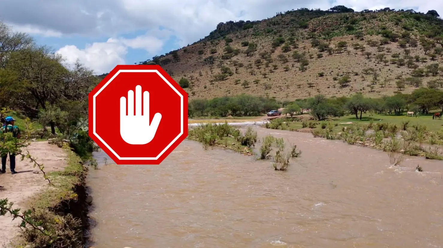 Debido a la creciente del río Tunal hay cruces que son peligrosos cruzarlos. Foto: Alejandro Ávila.