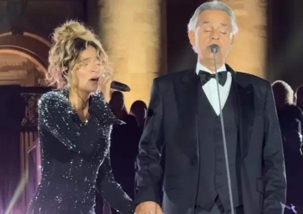 Andrea Bocelli y Karol G emocionan en el Vaticano con "Vivo por ella"