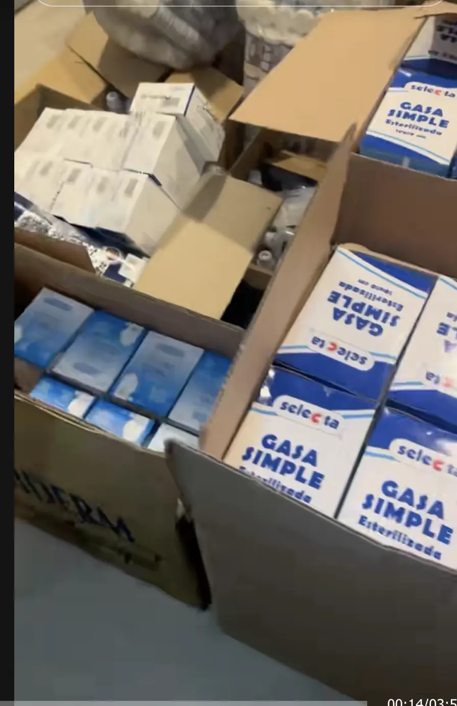 Medicinas para las víctimas de Iztapalapa. Foto: TikTok @labellakath