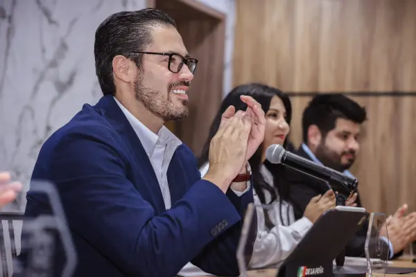 Santiago obtiene certificación de la OMS como ciudad amigable con adultos mayores